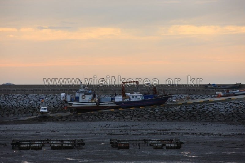 Namdanghang Port  (8/20)