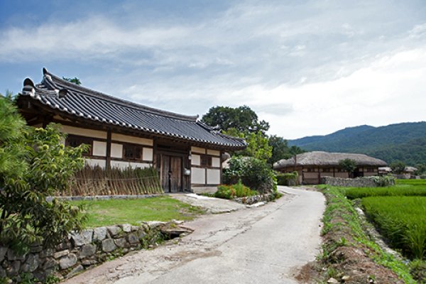 Oeam Village