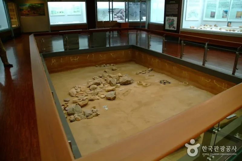 Archaeological Site in Seokjang-ri, Gongju  (16/22)