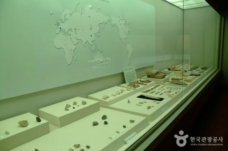 Archaeological Site in Seokjang-ri, Gongju  (20/22)