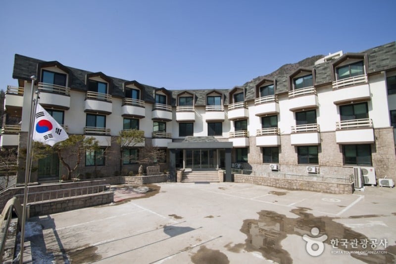 Donghak Mountain Villa - Goodstay  (1/22)