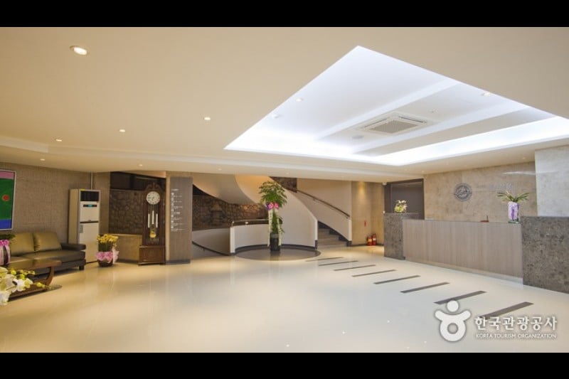 Donghak Mountain Villa - Goodstay  (3/22)