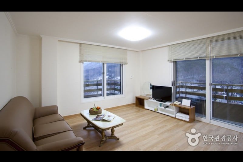 Donghak Mountain Villa - Goodstay  (8/22)