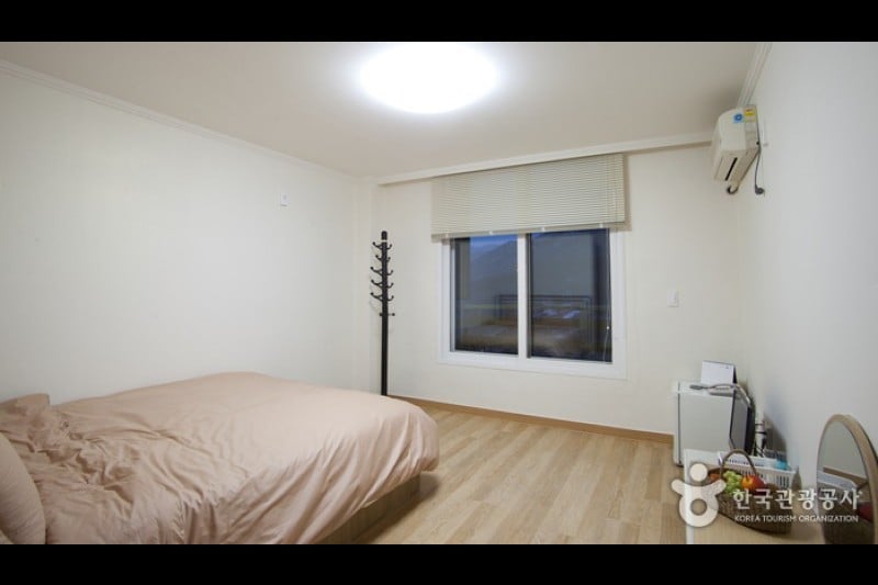 Donghak Mountain Villa - Goodstay  (10/22)