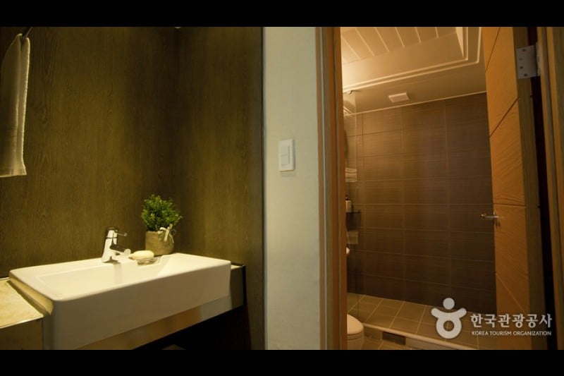 Donghak Mountain Villa - Goodstay  (15/22)