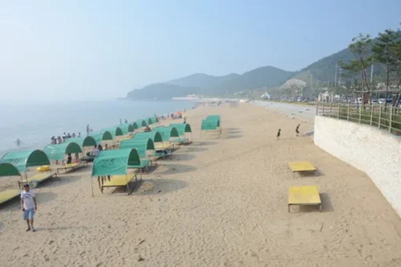 Nanji Island Beach  (4/5)
