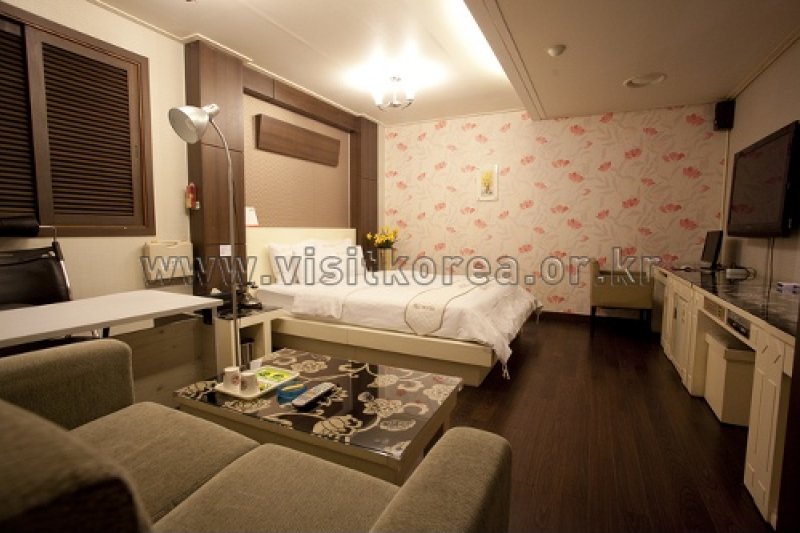 Rex hotel - Goodstay  (5/16)