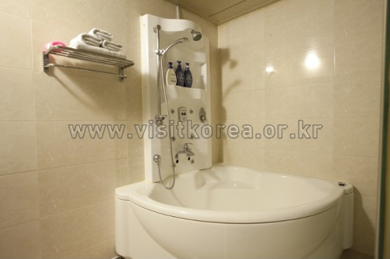 Rex hotel - Goodstay  (9/16)
