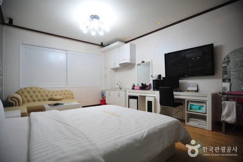 Hotel Cherbourg - Goodstay  (14/16)