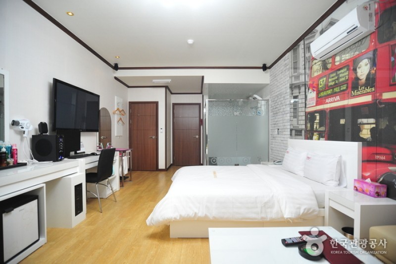 Hotel Cherbourg - Goodstay  (15/16)