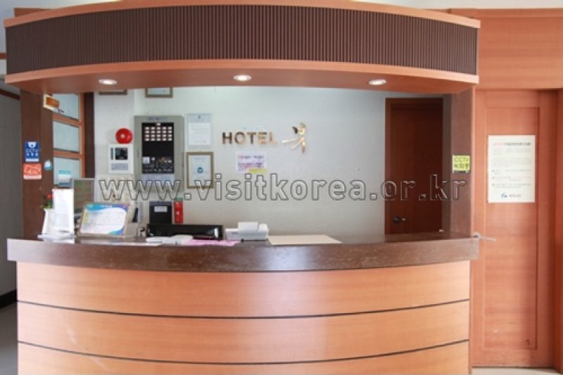 Hotel view - Goodstay  (2/20)