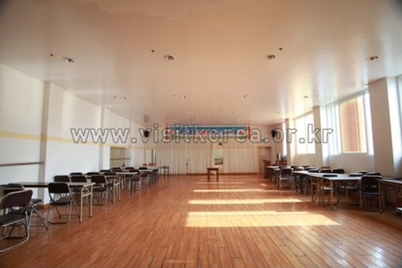 Hotel view - Goodstay  (4/20)