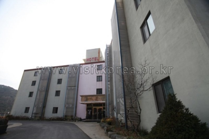 Hotel view - Goodstay  (14/20)
