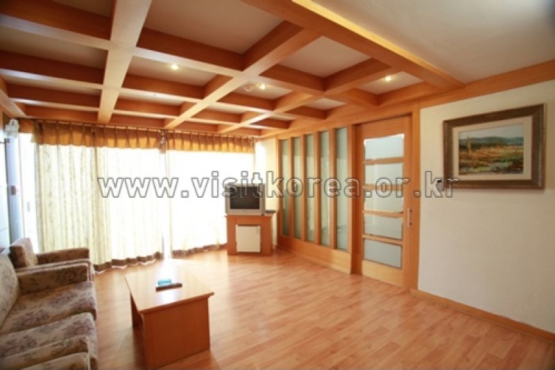 Hotel view - Goodstay  (17/20)