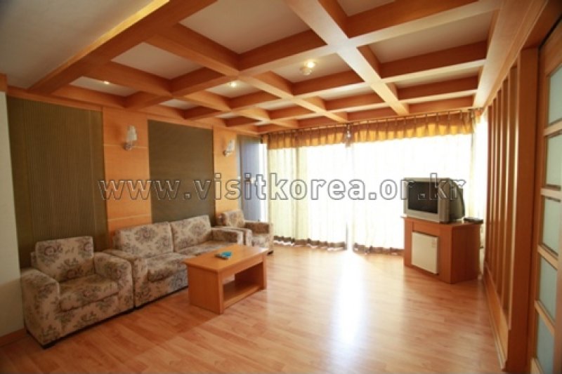 Hotel view - Goodstay  (18/20)