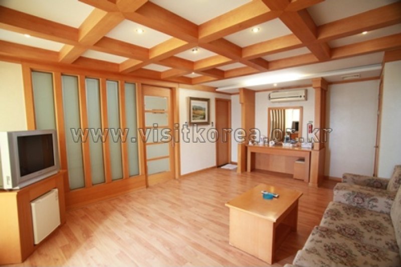 Hotel view - Goodstay  (19/20)