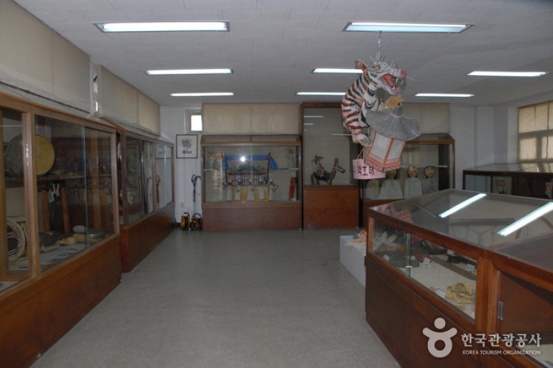 Gongju Folk Drama Museum (공주민속극박물관) (3/8)