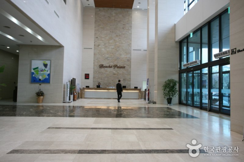 Muchangpo Beache Palace (무창포 비체팰리스) (3/16)