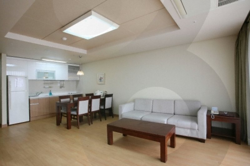 Muchangpo Beache Palace (무창포 비체팰리스) (8/16)