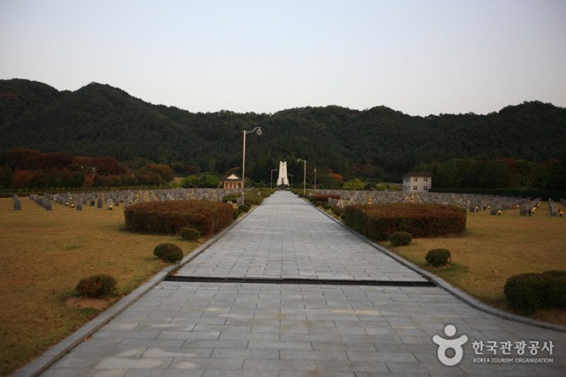 National Mang-Hyang Cemetery (국립 망향의 동산) (7/10)