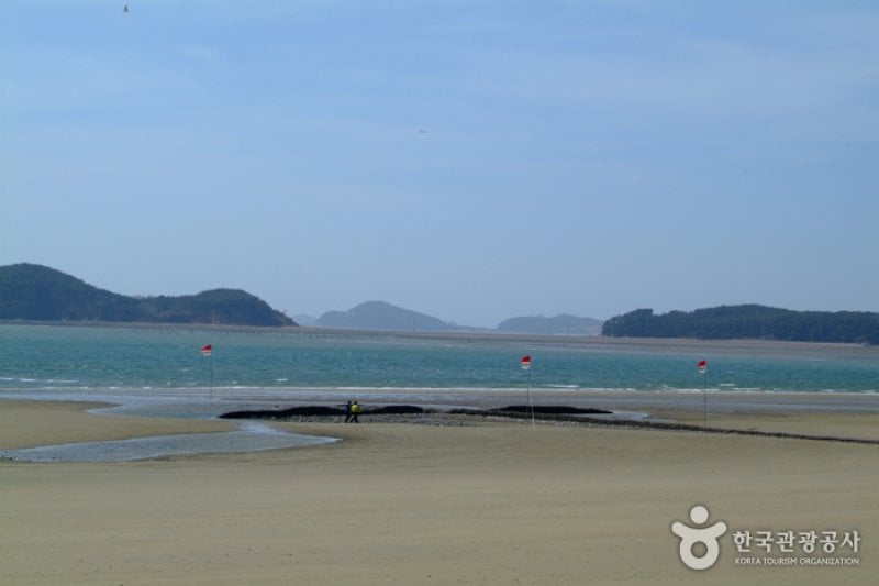 Baeksajang Beach  (9/11)