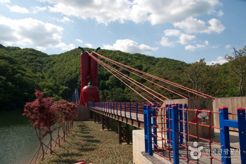 Cheonjangho Lake (천장호) (2/8)