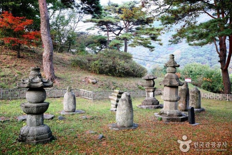 Muryangsa Temple  (4/4)