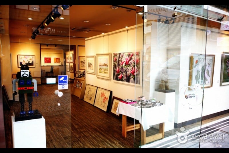 Gwangju Art Street  (12/14)