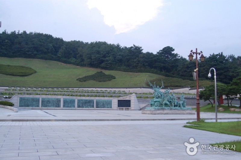 May 18th National Cemetery  (7/38)