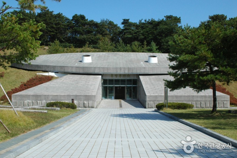 May 18th National Cemetery  (35/38)