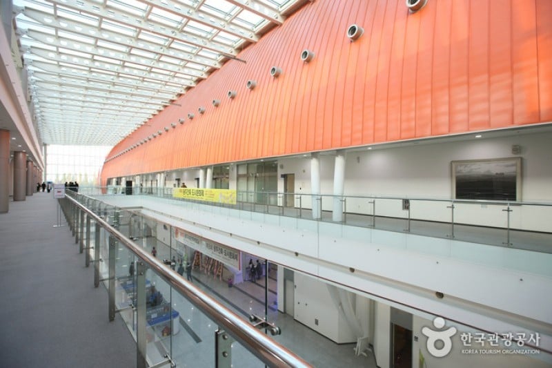 Kimdaejung Convention Center  (8/31)