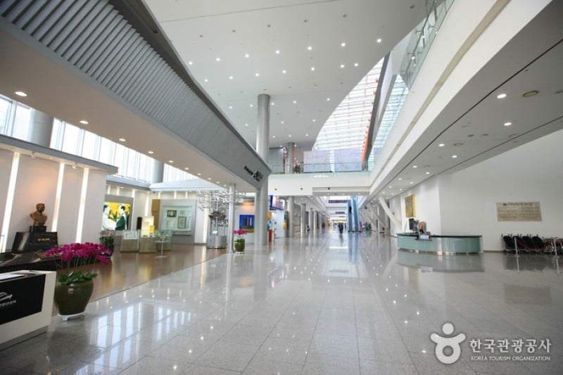 Kimdaejung Convention Center  (20/31)