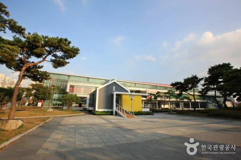Kimdaejung Convention Center  (29/31)