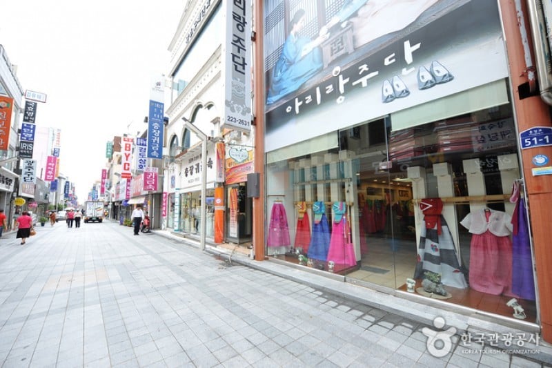 Chungjang-ro Street  (7/8)