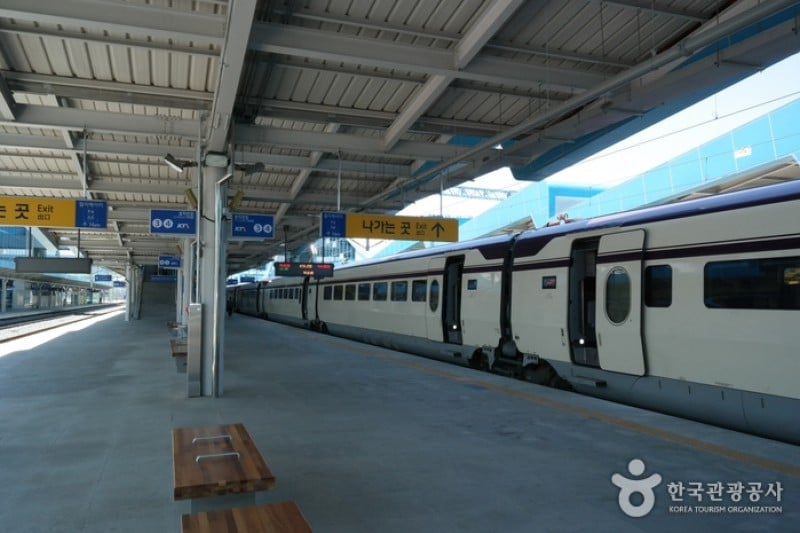 Gwangju Songjeong Station  (1/7)