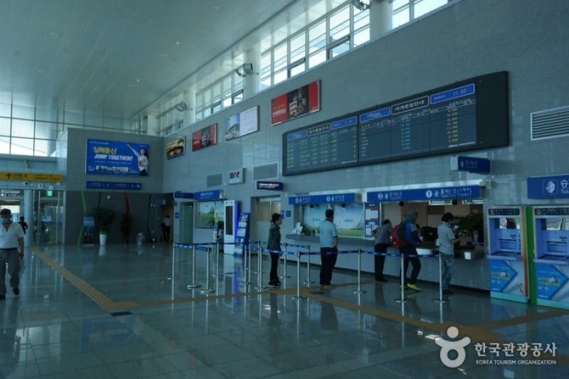 Gwangju Songjeong Station  (6/7)