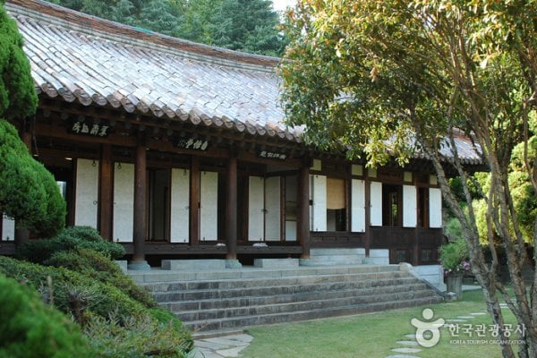 House of Choi Seung-hyo