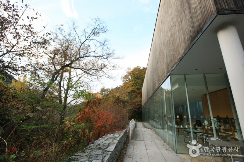 Uijae Museum of Korean Art  (1/29)