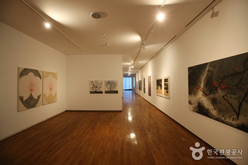 Uijae Museum of Korean Art  (5/29)
