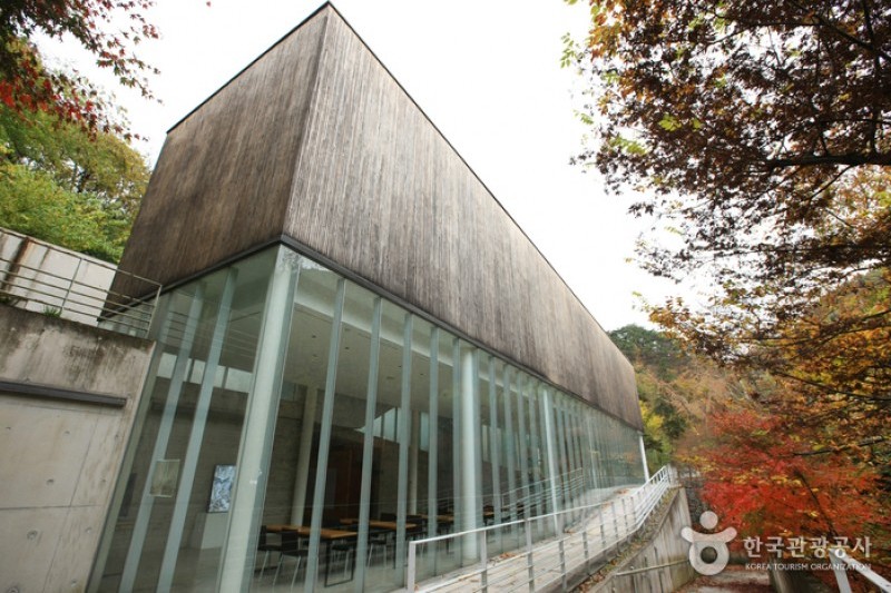 Uijae Museum of Korean Art  (23/29)