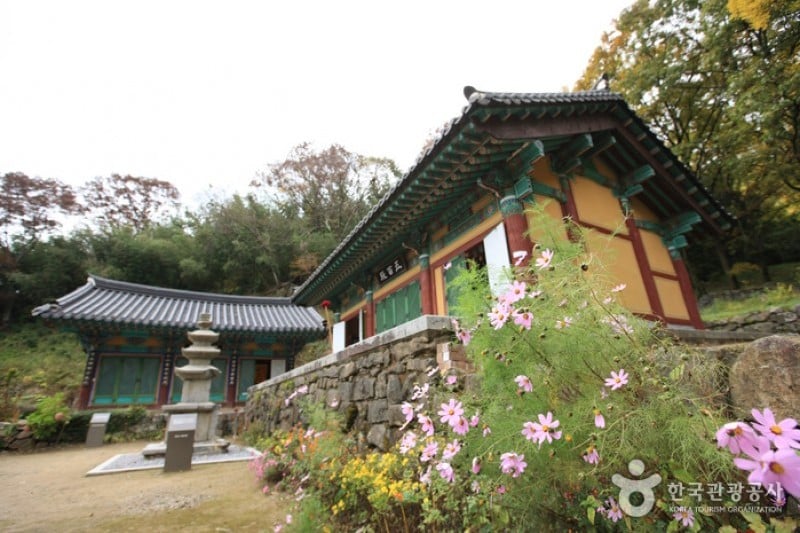 Jeungsimsa Temple  (3/33)