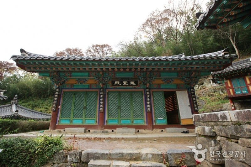 Jeungsimsa Temple  (4/33)