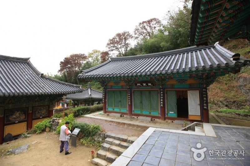 Jeungsimsa Temple  (9/33)