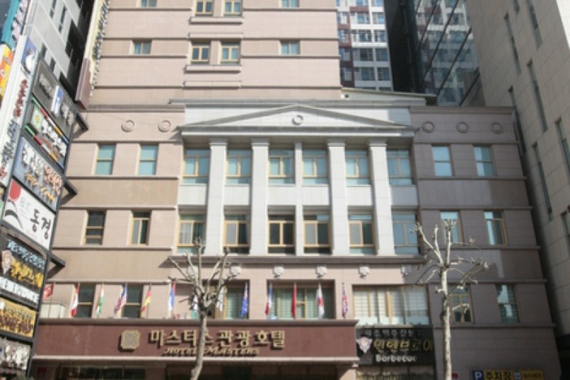 Tourist Hotel Masters  (1/28)