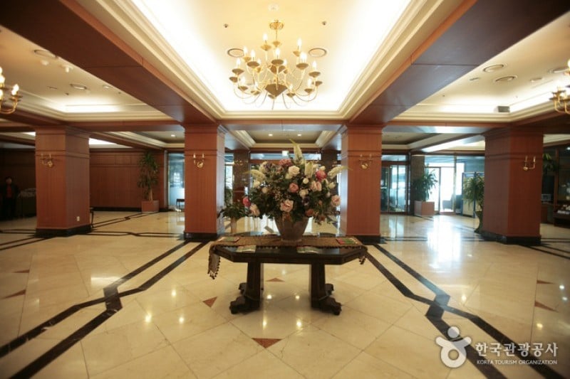 Shin Yang Park Hotel  (11/68)