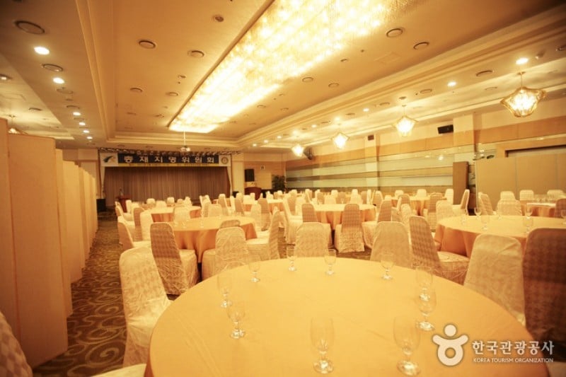 Shin Yang Park Hotel  (13/68)