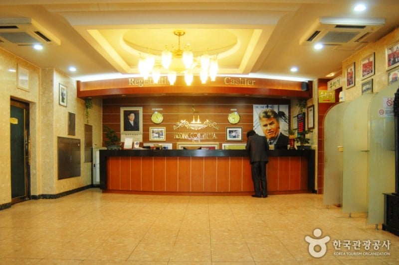 Hiddink Continental Tourist Hotel  (4/36)
