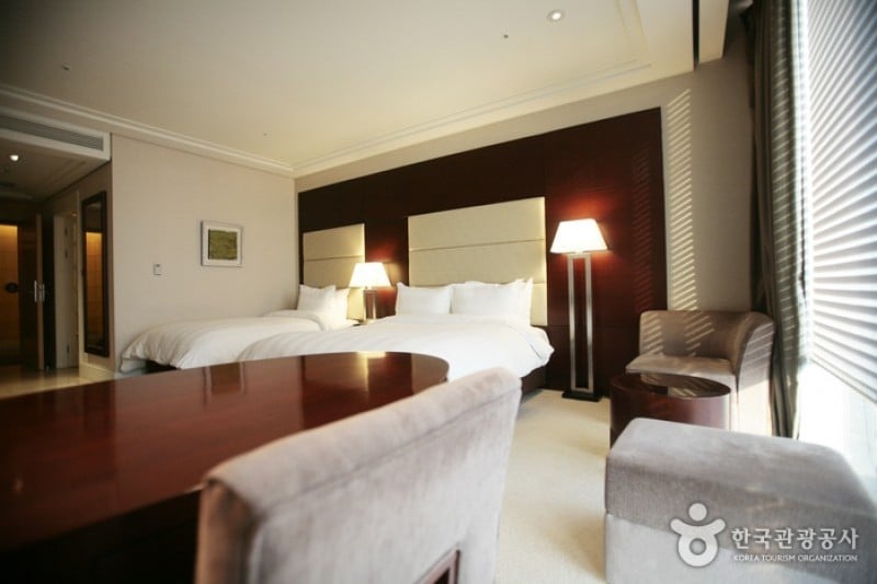 Ramada Plaza Gwangju  (2/20)