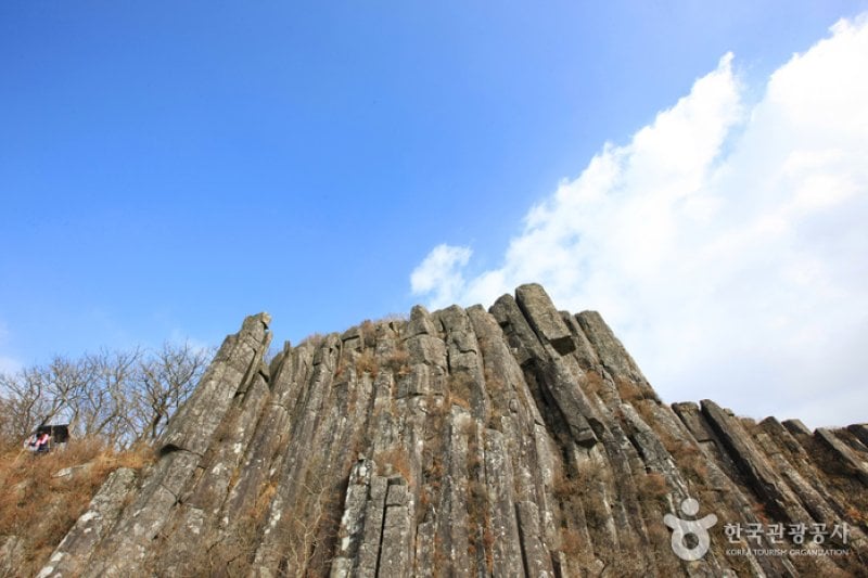 Jusangjeolli Cliff of Mudeungsan Mountain (무등산 주상절리대) (17/24)
