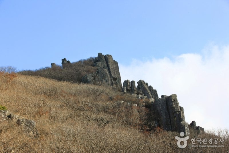 Jusangjeolli Cliff of Mudeungsan Mountain (무등산 주상절리대) (24/24)